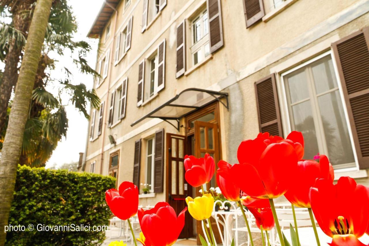Santangela Hostel & Rooms Menaggio Exterior photo