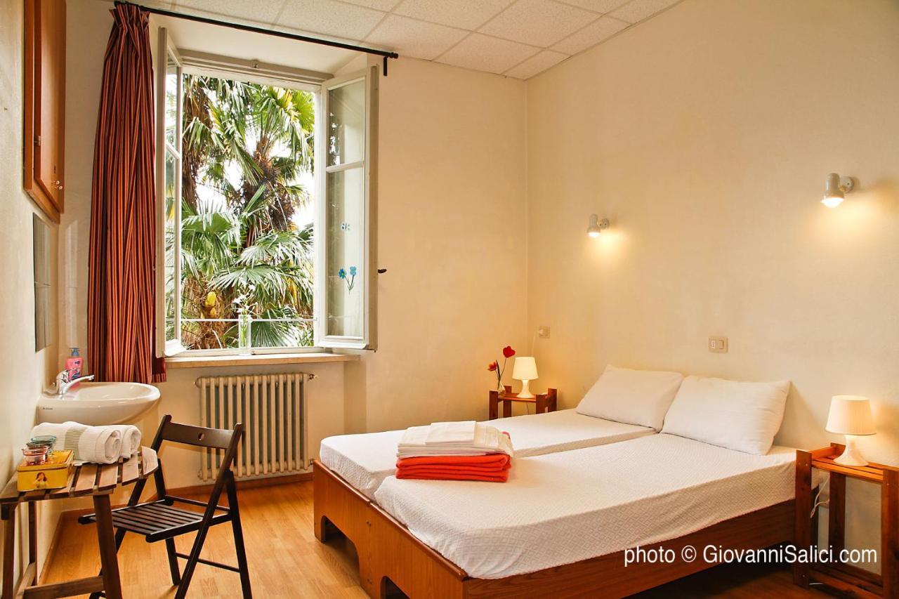 Santangela Hostel & Rooms Menaggio Exterior photo