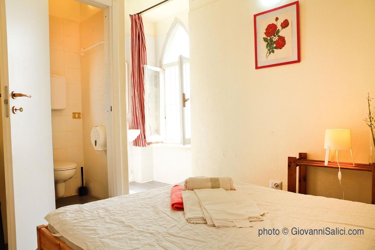Santangela Hostel & Rooms Menaggio Exterior photo